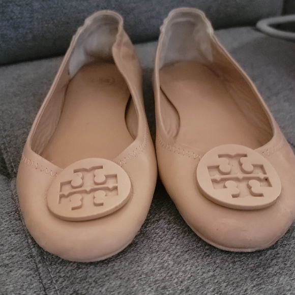 Tory Burch Shoes - Tory Burch Women's Tan Ballet Flats Size 8